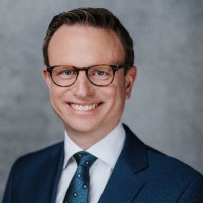 Prof. Dr. Hans Theiss MdB